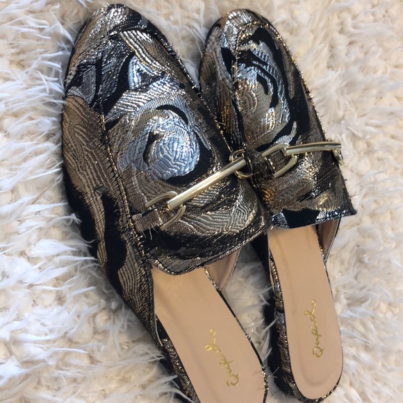 Lulus Metal Slides - Picture 3 of 4